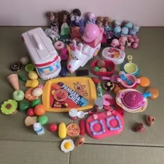 【大量まとめ】ぽぽちゃん 救急車 アンパンマン リカちゃん カービィ ままごと