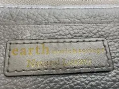 ♡美品♡earth music&ecology シルバー長財布のサムネイル