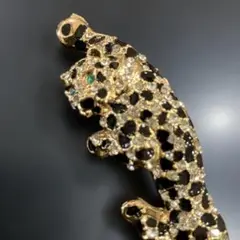 〈新品〉ビジューブローチ　黒ヒョウ　チーター　グリーンアイ