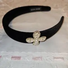 匿名配送 herlipto Crystal Charm Headband - メルカリ