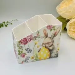 ウェーブ小物入れ 仕切り付 小 パスクワーレの夢うさぎ ロザモンド デコパージュ