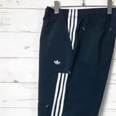 アディダス　ナイロンパンツ　トレフォイルロゴ刺繡　スリーストライプ　黒　XL