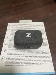 CAMBRIDGE AUDIO ポータブルBluetoothスピーカー 青　美品 CAMBRIDGE AUDIO ポータブルBluetoothスピーカー 青 美品 - メルカリ