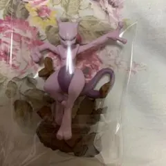 ポケモン　ミューツー　フィギュア