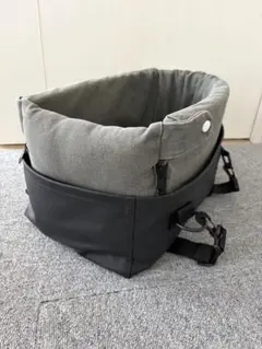 Item thumbnail for item 9b3ddbe0-949f-4006-86c6-72e3be0a449c