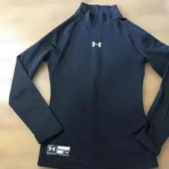 UNDER ARMOUR ブラック アンダーシャツ YLG 野球　冬用