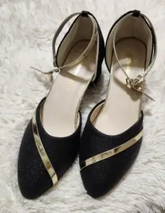 ブラックグリッターパンプス