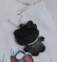 即納】HELLO KITTY×Ameri MASCOT KEYCHAIN - メルカリ