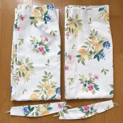 NITORI レモンフラワー ドレープカーテン　2枚組