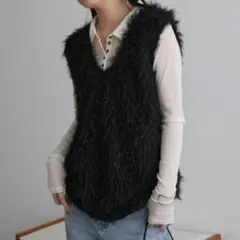 スパークリングシャギーベスト ブラック