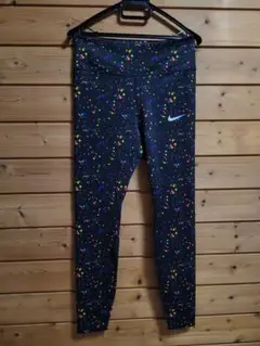 【新品未使用品】タグ付Nike THE NIKE TIGHT FITレギンス