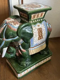 陶器製象オーナメント高さ54.5センチ