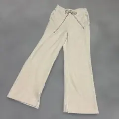 〔グリーンレーベル〕アイボリー リブ編みコーデュロイワイドパンツ スリット入り