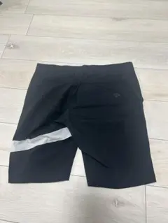 ゴルフ ショートパンツ ブラック DESCENTE Sサイズのサムネイル