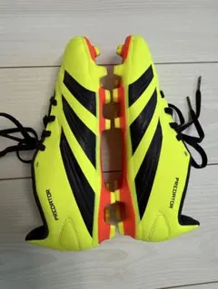 け*ん様 adidas Predator 23cm 小学生　サッカー　トレシュー