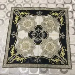 ジャンニベルサーチ GIANNI VERSACE 大判ハンカチ スカーフ