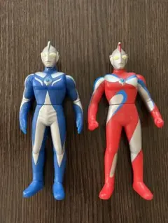 ウルトラマンコスモス　コロナモード　ルナモード　2体セット　フィギュア