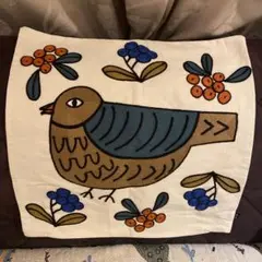 刺繍クッションカバー 鳥と植物デザイン　m.m