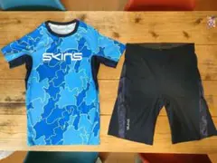 スキンズ 総柄スキンフィット半袖シャツ+ハーフパンツセット