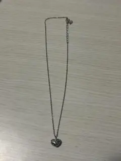 ハート型シルバーカラーネックレス