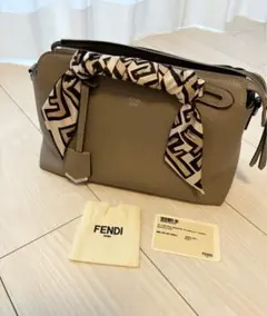 FENDI ショルダーバッグ ベージュ レザーバイザウェイのサムネイル