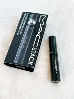 MAC STACK MASCARA　マック スタック マスカラ ブラック黒のサムネイル