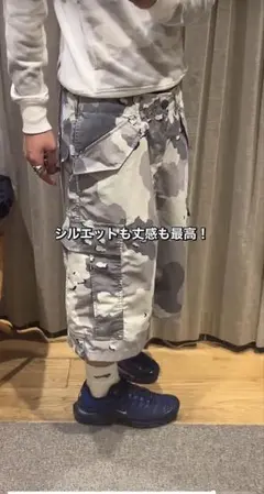 BEAMS カモフラージュ カーゴショーツ Sサイズのサムネイル