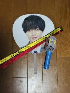 【即購入⭕️】キンプリ　ツアー　ペンライト、うちわ、銀テープセット