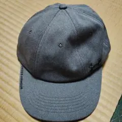 Under Armour グレー ベースボールキャップ