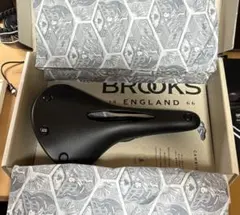 2025年最新】brooks カンビウム c17の人気アイテム - メルカリ