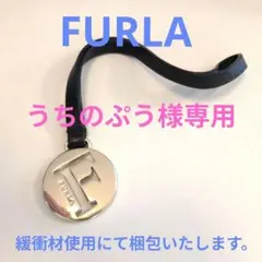 FURLA フルラ チャーム ロゴプレート ブラックのサムネイル