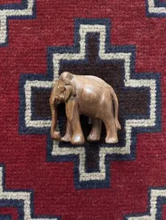 木彫り　象のオブジェ　置き物