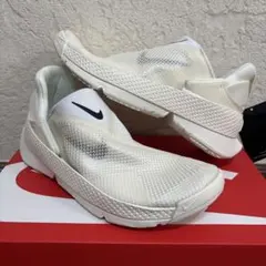 新品タグ付き　26cm Nike スリッポン スニーカー ホワイト