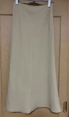 綺麗めロングスカート