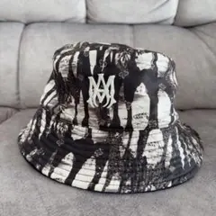 【定価7.7万 国内正規】AMIRI REPEAT BUCKET HAT アミリ 定価7.7万 国内正規】AMIRI REPEAT BUCKET HAT アミリ 2025年