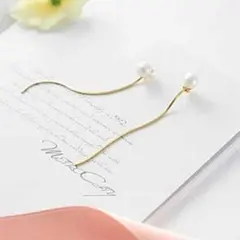 【大好評☆】シンプルでオシャレなロングピアス☆ ゆれるパール ゴールド