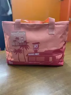 【新品・未使用】トレーダージョーズ 保冷エコバッグLサイズ　ピーチ