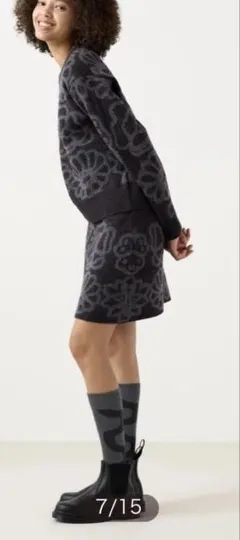 ⭐️新品 UNIQLO ユニクロ マリメッコ ラムクルーネックセーター スカート