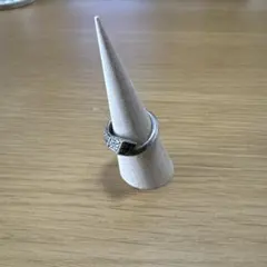 ZOCALO（ソカロ） アイビー・スパイラル・リング ブラックCZ