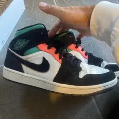 Nike Air Jordan 1 Mid SE South Beach