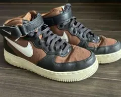 NIKE AIR FORCE 1 MID ブラウン ブラック