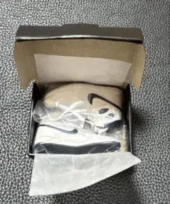 【NIKE】ナイキAir Jordan エアジョーダンMETALLIC NAVY