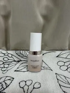 MAQuillAGE エッセンスリキッドEX オークル10