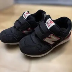 New Balance 313 黒赤 キッズシューズ　16.5センチ