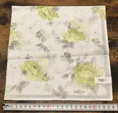 INED　イネド　ハンカチ　クリスタル　花のサムネイル