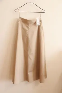 【新品タグ付き】 UNIQLO ストレッチコットンブレンドサーキュラースカート
