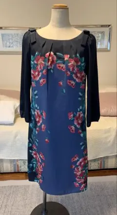 美品　スーナウーナ　40ネイビー　花柄　ワンピース　 L