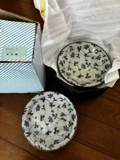 青い花模様の小皿5客セット K6882-2