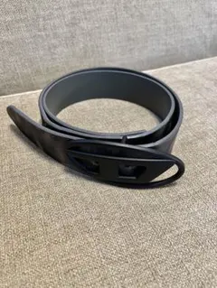 新品！OAKLEY オーバル クリンチ式バックル ベルト - メルカリ