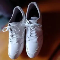 スケッチャーズ スニーカー